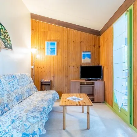 Chalet Chalet Du Golf By Interhome Lacanau